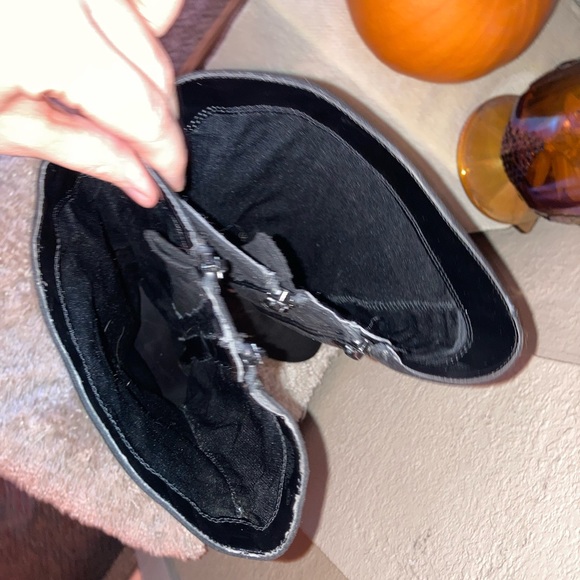 Black boots Womens size 10 - Picture 13 of 14